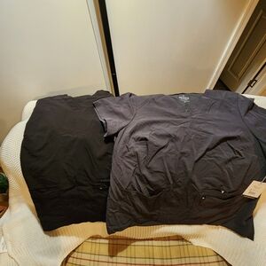 Beyond Scrubs 2x V Neck top Grey nwt Black gently worn Blue gently worn